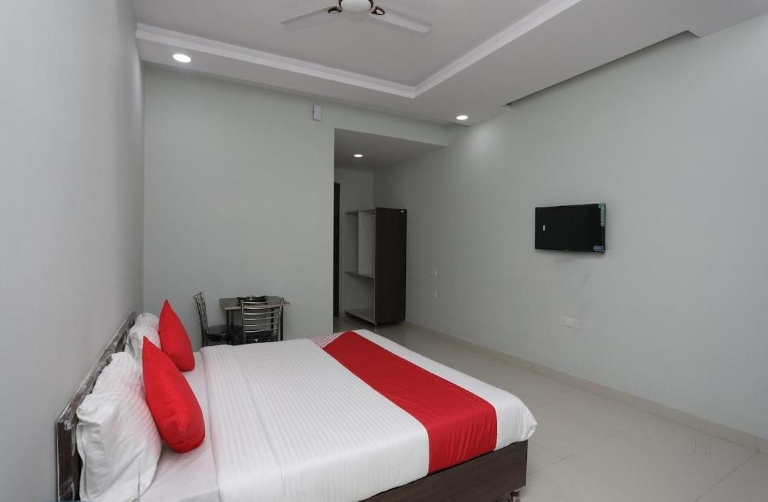 Hotel Kailash Mansarovar And Banquet Hall Bareilly Exterior photo